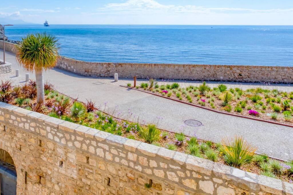 A9 - 1 Bdr Fantastic Sea View Remparts Old Antibes - Ac Daire Dış mekan fotoğraf